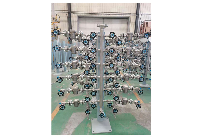 Old-fashioned integrated heat tracing station
